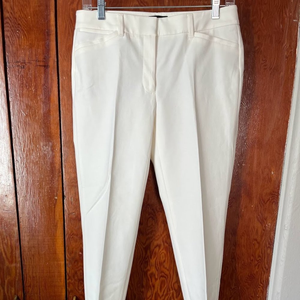 White cropped pants